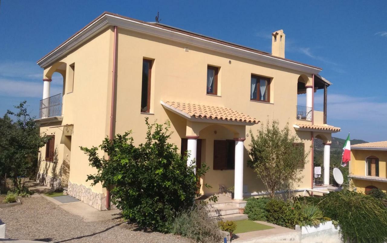 Casa Miriam - Appartamenti Vacanze Villaputzu Extérieur photo